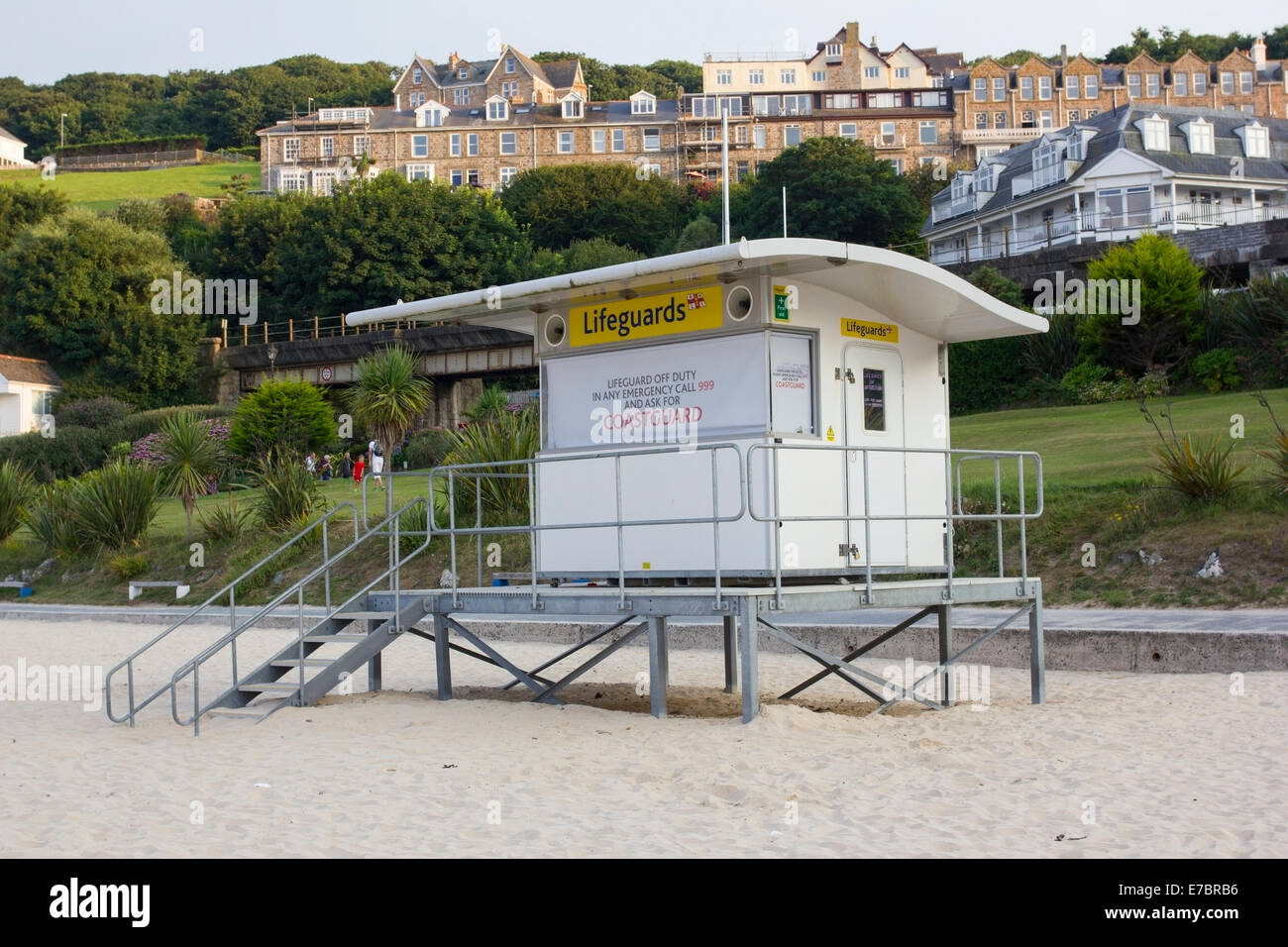 Le lifeguard hut à plage de Porthminster à St Ives, Cornwall, England, UK Banque D'Images