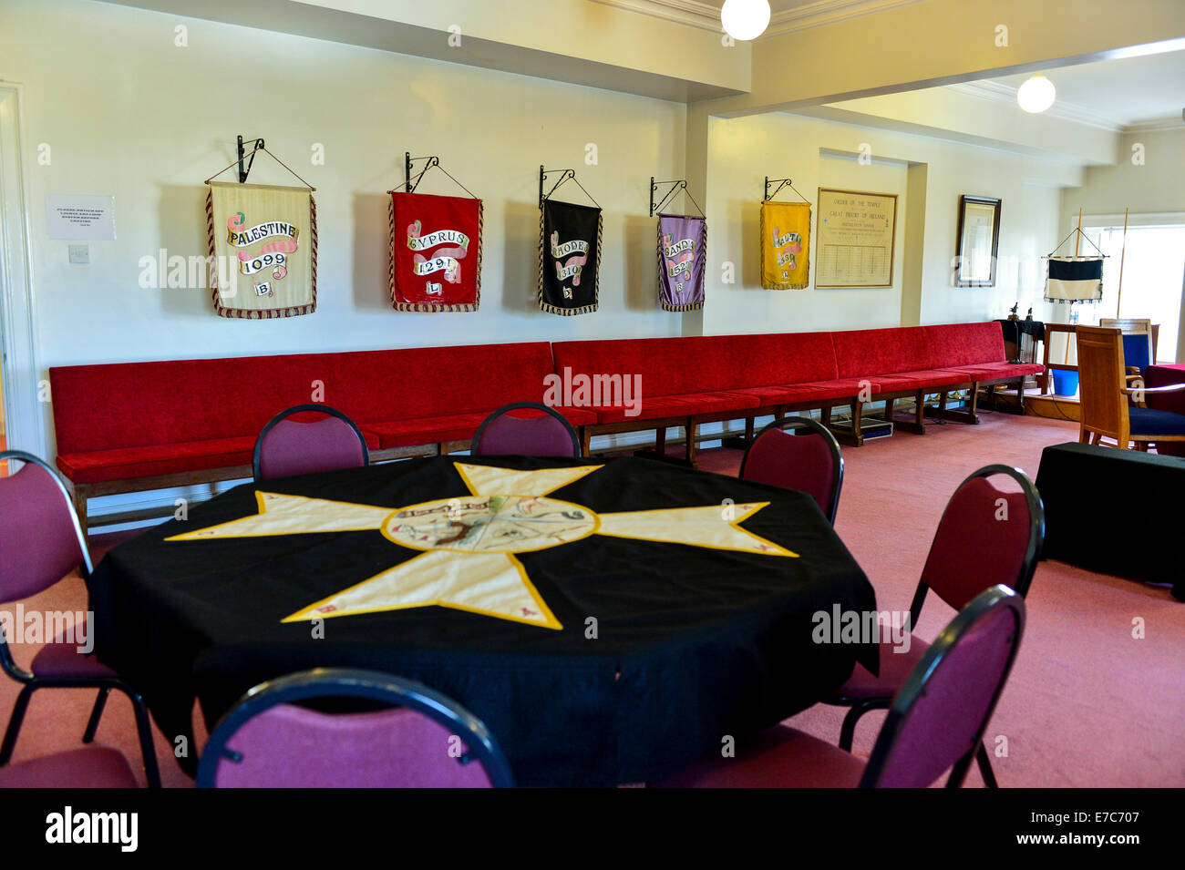 Derry, Londonderry, Royaume-Uni. 13 septembre 2014. Intérieur de chevaliers de Malte et Templiers salle de réunion, Hall des francs-maçons, Derry, Londonderry, ouvert au public les journées du patrimoine britannique. Crédit : George Sweeney/Alamy Live News Banque D'Images
