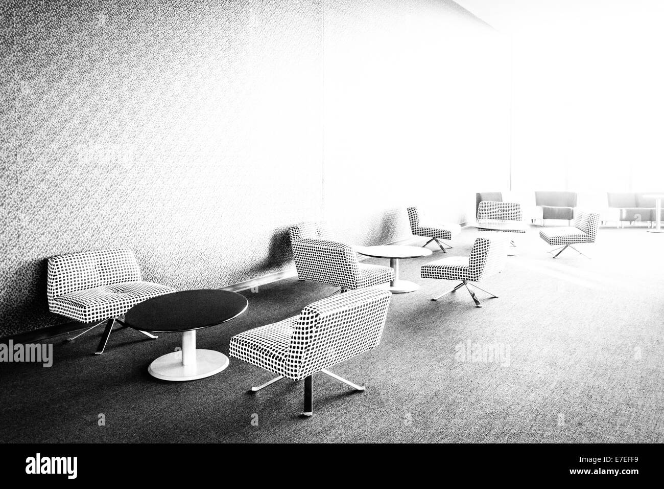 Tables et chaises à l'intérieur Revel Hôtel Casino, Atlantic City, New Jersey. Banque D'Images