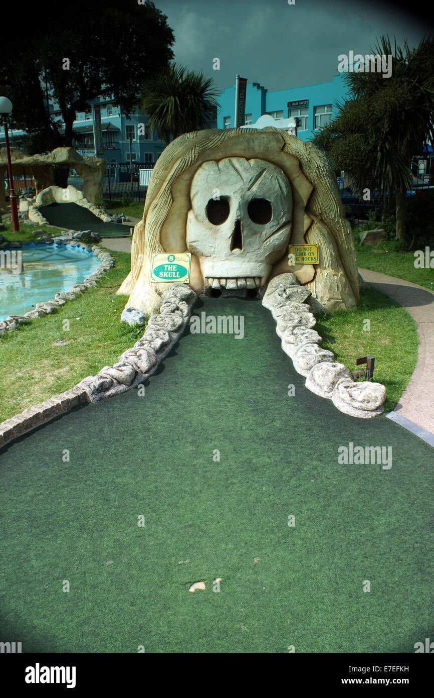 Clacton-on-Sea est la plus grande ville de la péninsule de Tendring et de district dans l'Essex, en Angleterre, et a été fondée en 1871 Banque D'Images