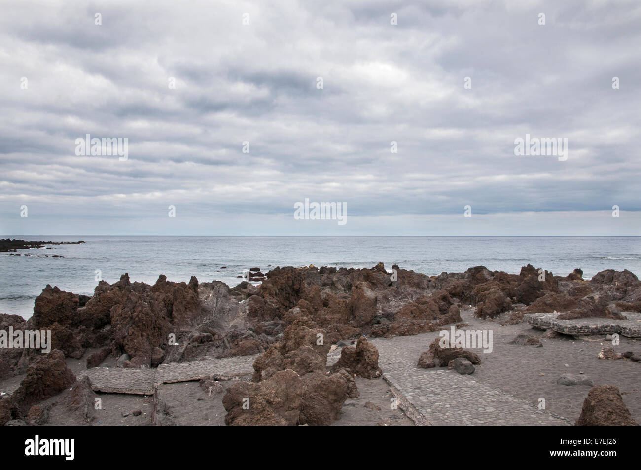 Plage de galets à Ténérife dans les îles Canaries Banque D'Images