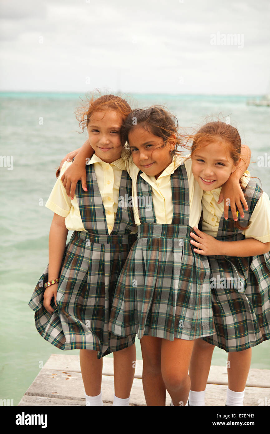 Les filles de l'école à Belize Banque D'Images