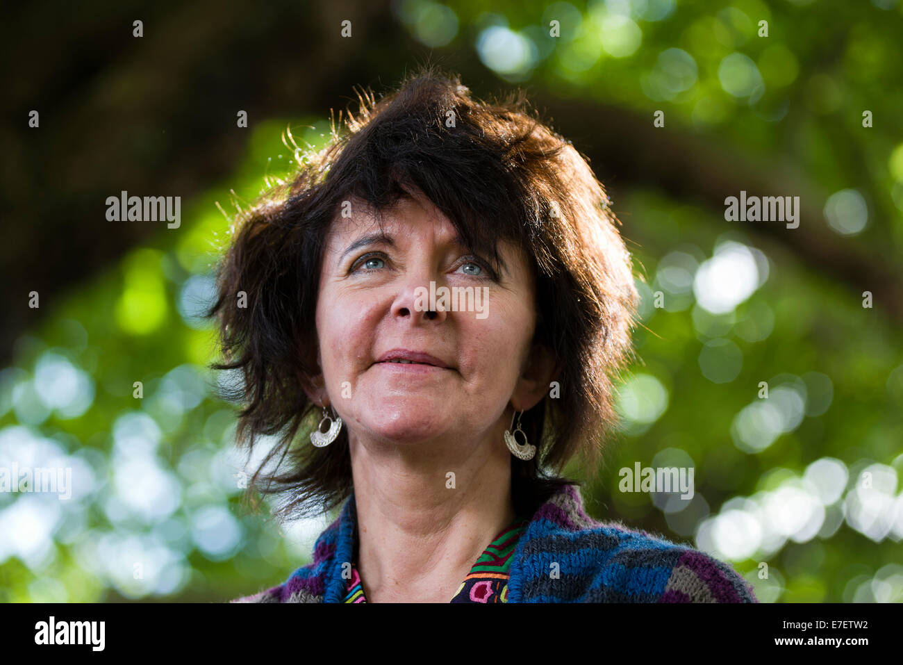 Le poète britannique et non-fiction auteur Ruth Padel FRSL FZS apparaît au Edinburgh International Book Festival. Banque D'Images