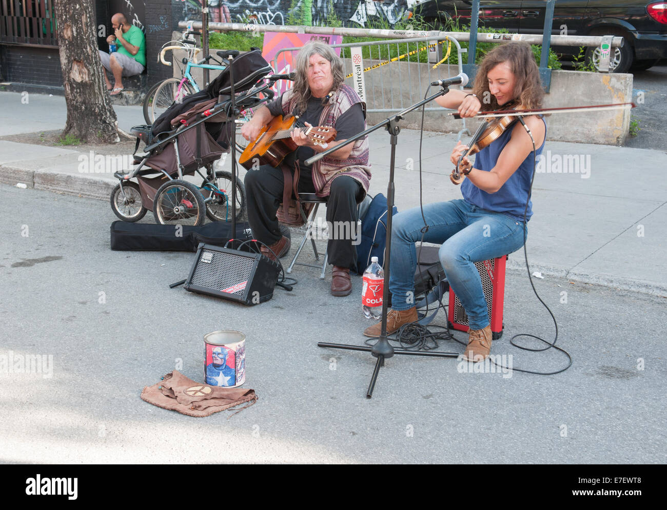 Festival de peinture murale est un art festival à Montréal en juin, qui célèbre démocratise l'art urbain avec de nombreuses peintures murales Banque D'Images
