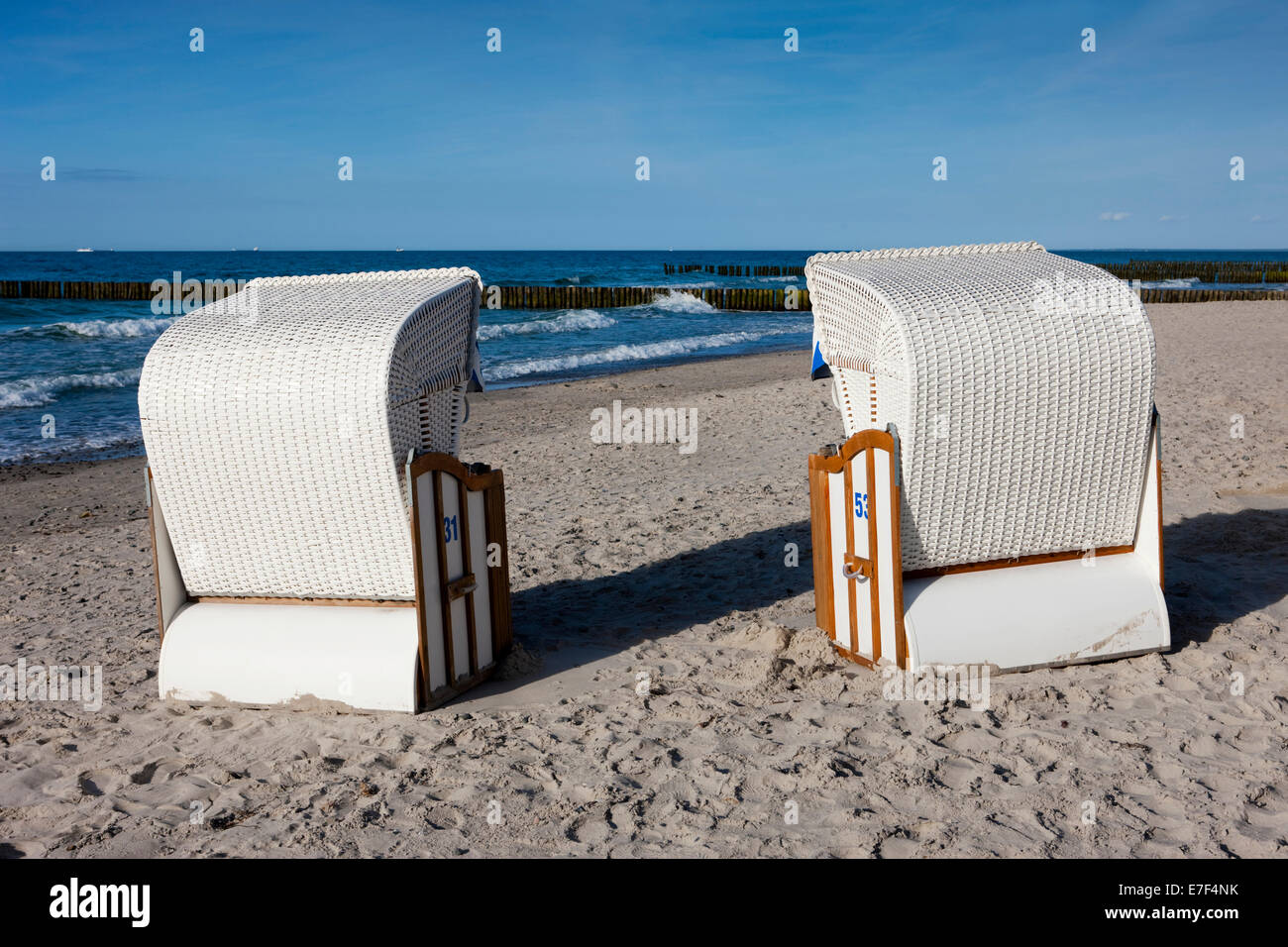 Chaises de plage, Rostock, Mecklembourg-Poméranie-Occidentale, Allemagne Banque D'Images
