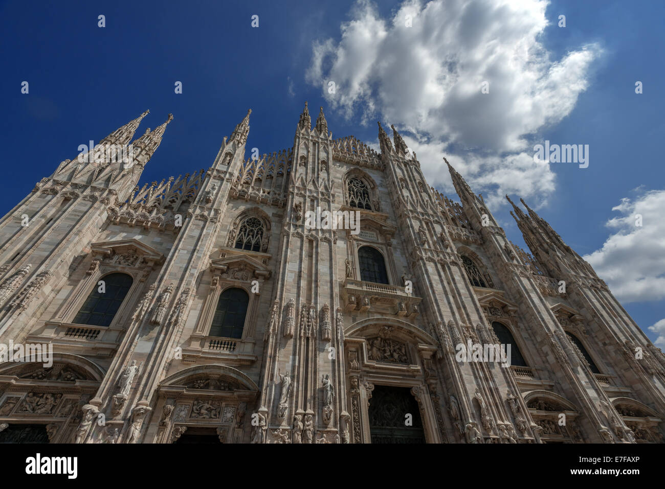 Église gothique de la piazza Duomo Milan Banque D'Images