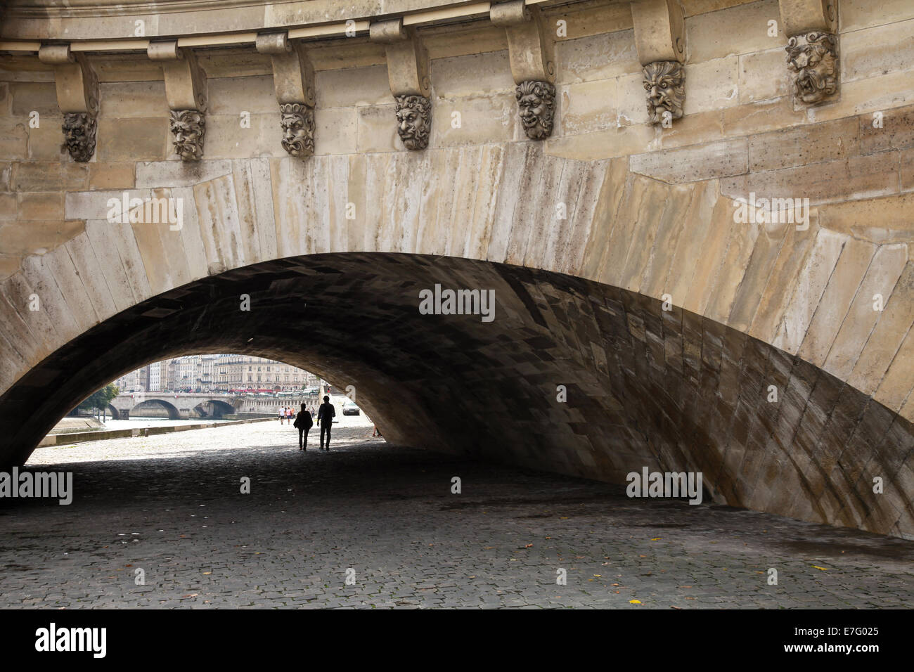 Pont Neuf. Nouveau pont est le plus vieux pont sur la Seine à Paris, France Banque D'Images