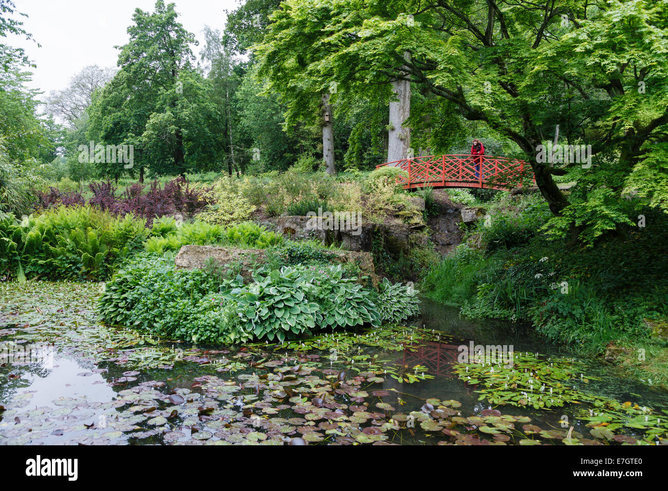 Le Jardin Japonais, Batsford Arboretum, Moreton-in-Marsh, Gloucestershire Banque D'Images