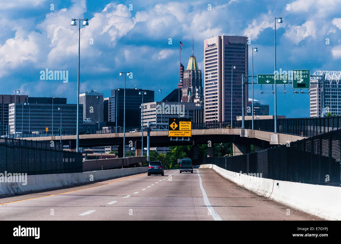 Vue sur les échanges et l'horizon de Baltimore, à partir de la I-395. Banque D'Images