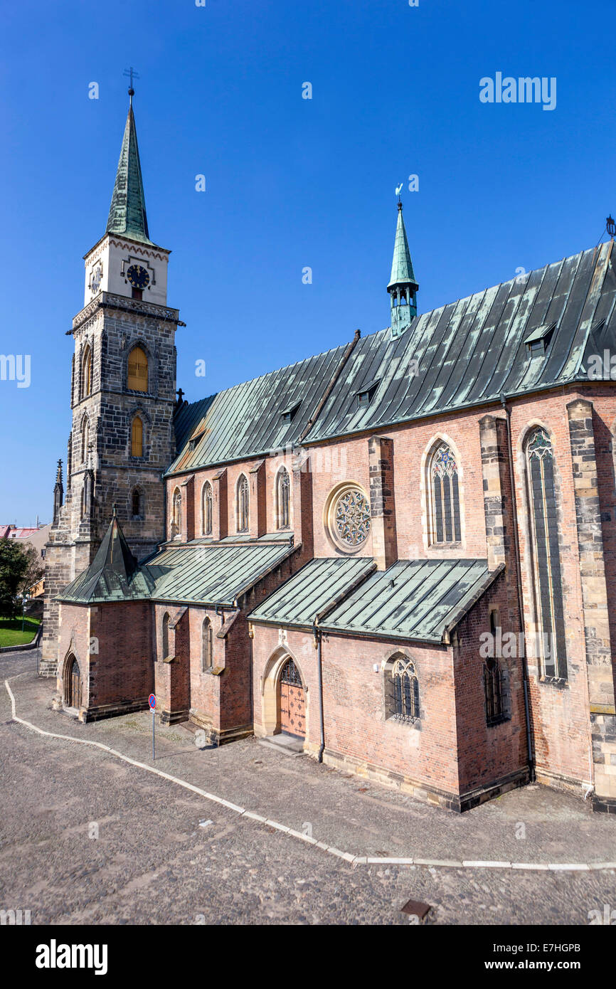 Eglise de Saint Giles à Nymburk, Central Bohemia, République Tchèque Banque D'Images