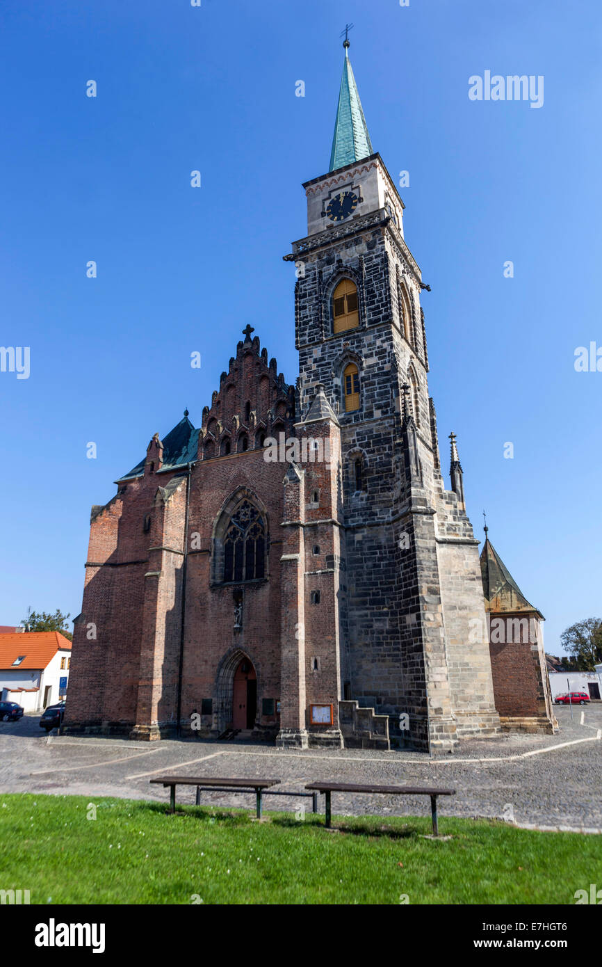 Eglise de Saint Giles à Nymburk, Central Bohemia, République Tchèque Banque D'Images