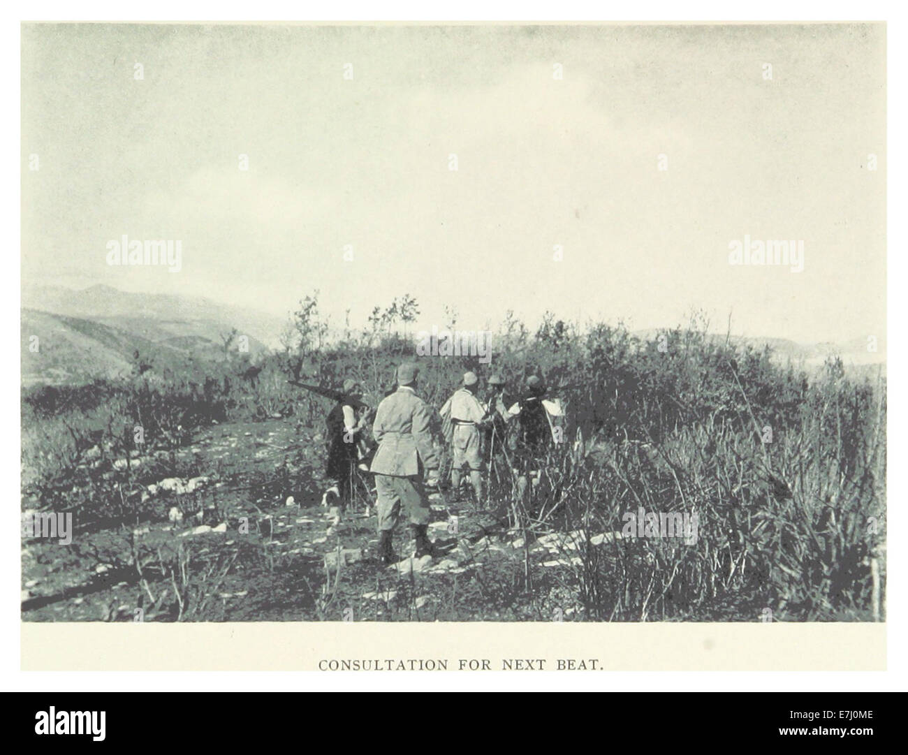 Cette illustration de livre de 1895 par Lambart présente une scène liée à une réunion de consultation ou de stratégie, éventuellement pour un sujet de battement ou d'investigation. Banque D'Images