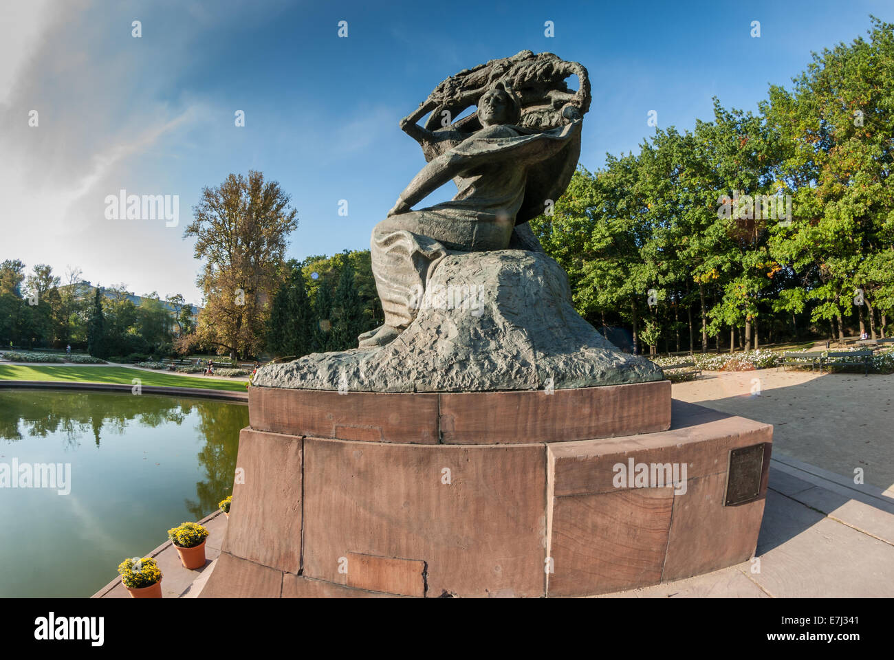 Monument à Frédéric Chopin, parc Łazienki Królewskie (Royal de Lazienki Park), Varsovie, Pologne Banque D'Images