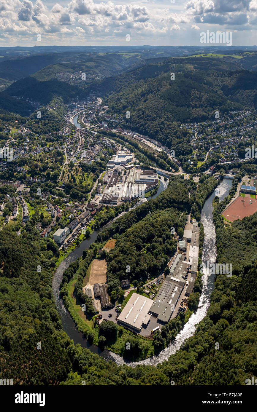 Vue aérienne de la rivière, 1443 Am Hünengraben boucle, Altena, Rhénanie-Palatinat, Hesse, Allemagne Banque D'Images