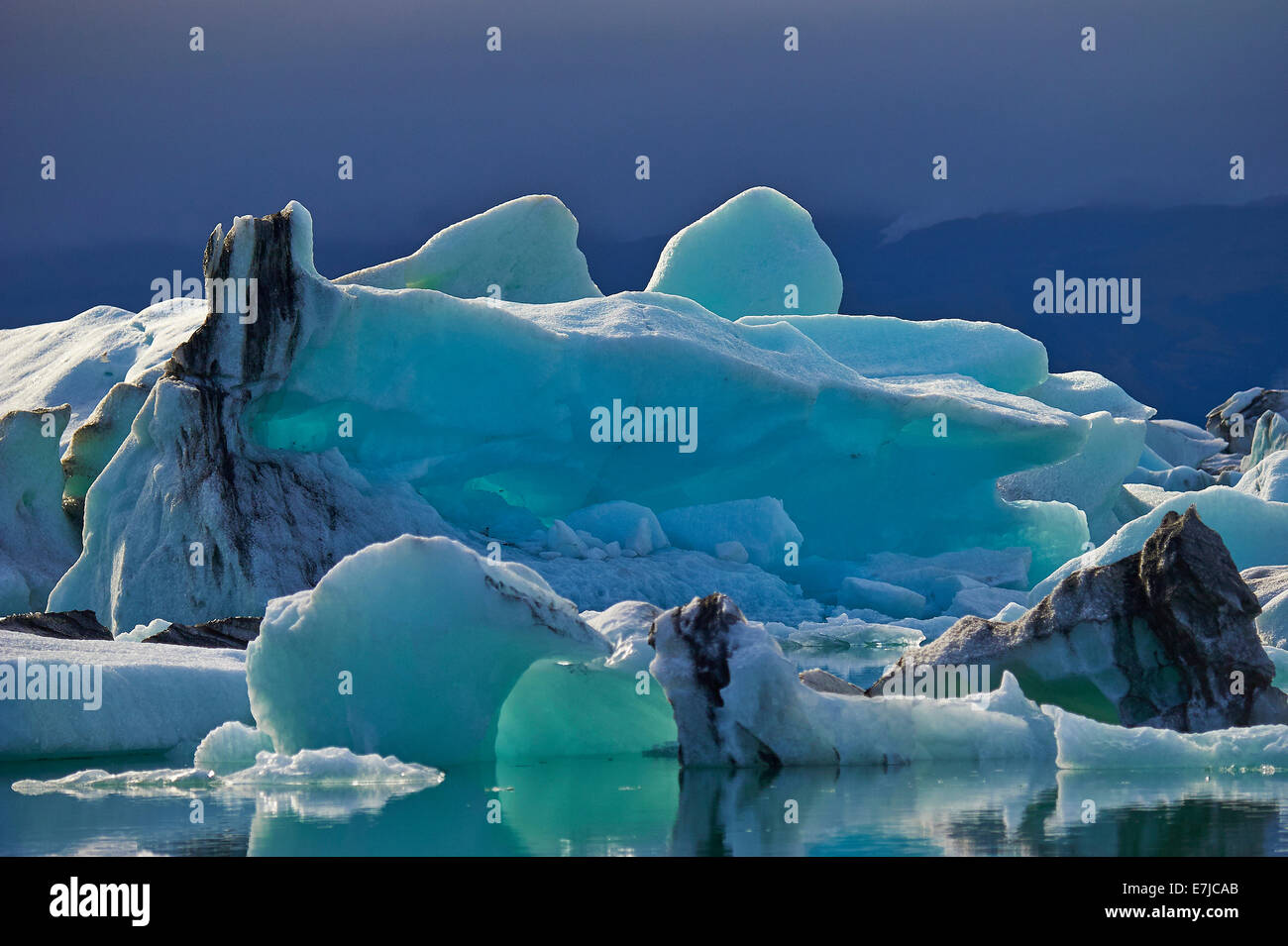 La glace, glacier, Islande, Jökulsarlon, lac, réflexions, l'Europe, vacances, voyages, Banque D'Images