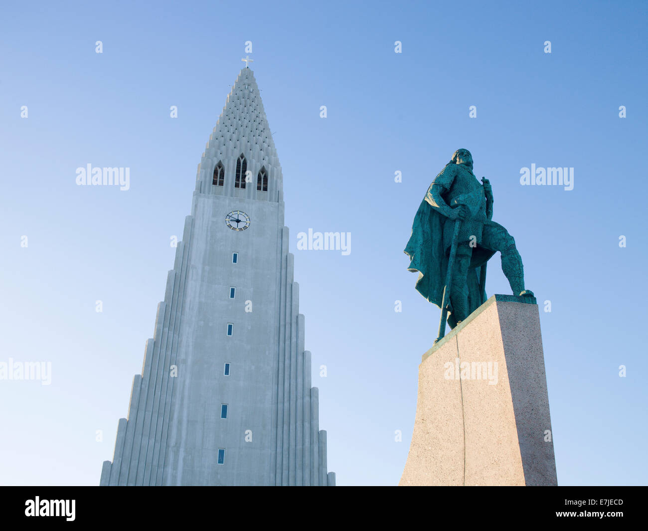 Monument, découvreur, explorateur, Hallkrim, capital, l'île, l'Islande, l'Europe, de l'église, dans le Nord de l'Europe, de Reykjavik, marin, statue Banque D'Images