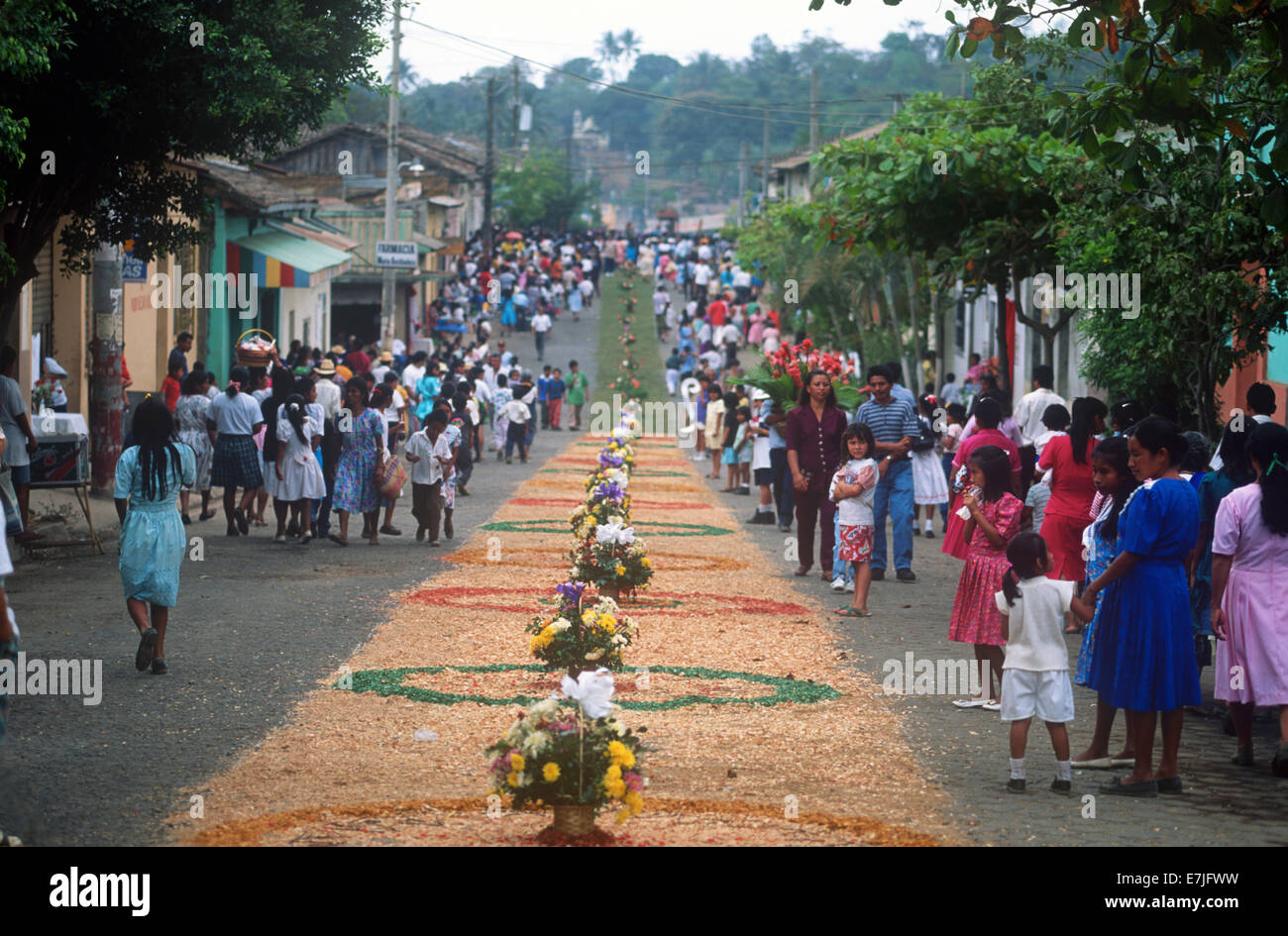 Flotteur fleuri, Semaine sainte, une procession, Nahuizalco, El Salvador Banque D'Images