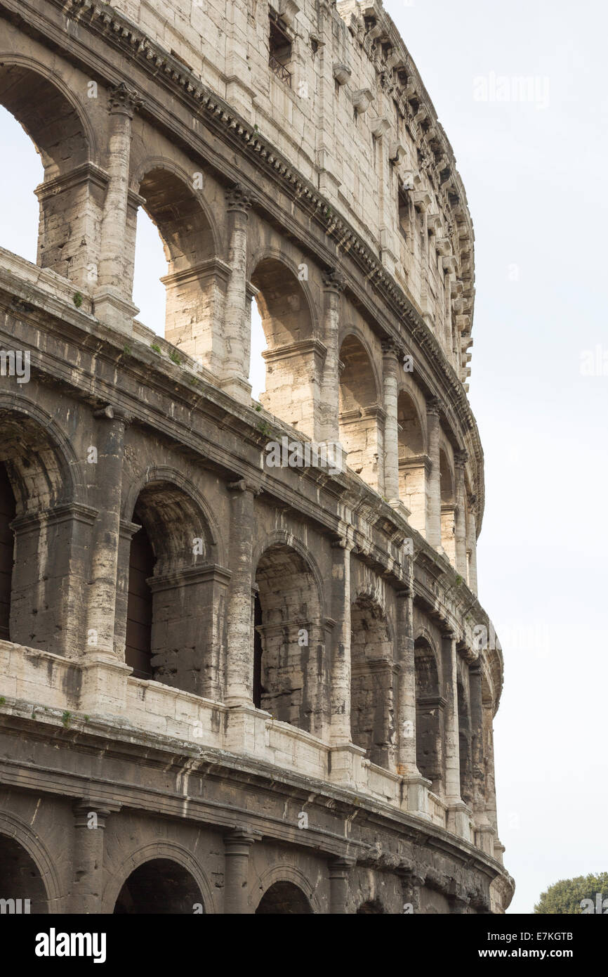 Vue extérieure du Colisée à Rome, Italie. Banque D'Images