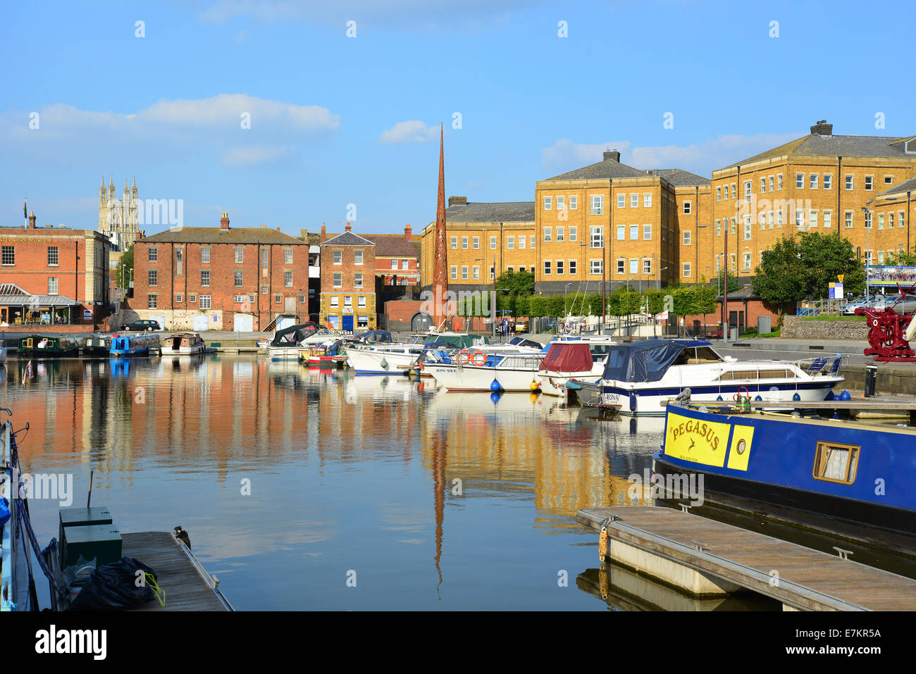 Coucher du soleil sur les quais de Gloucester, Gloucester, Gloucestershire, Angleterre, Royaume-Uni Banque D'Images