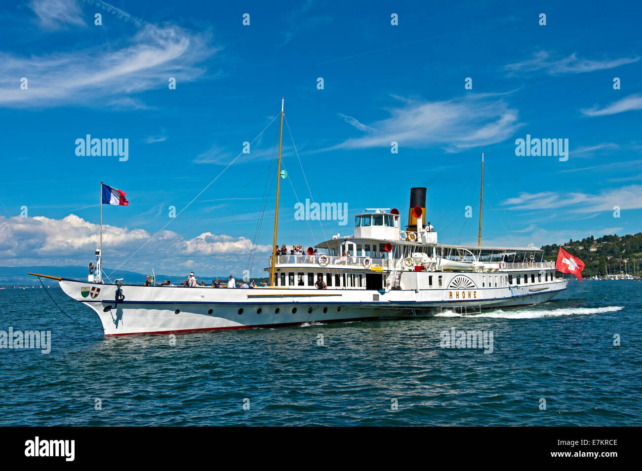 Bateau à aubes 'Rhone' sur le Lac Léman, près de Genève, Suisse Banque D'Images