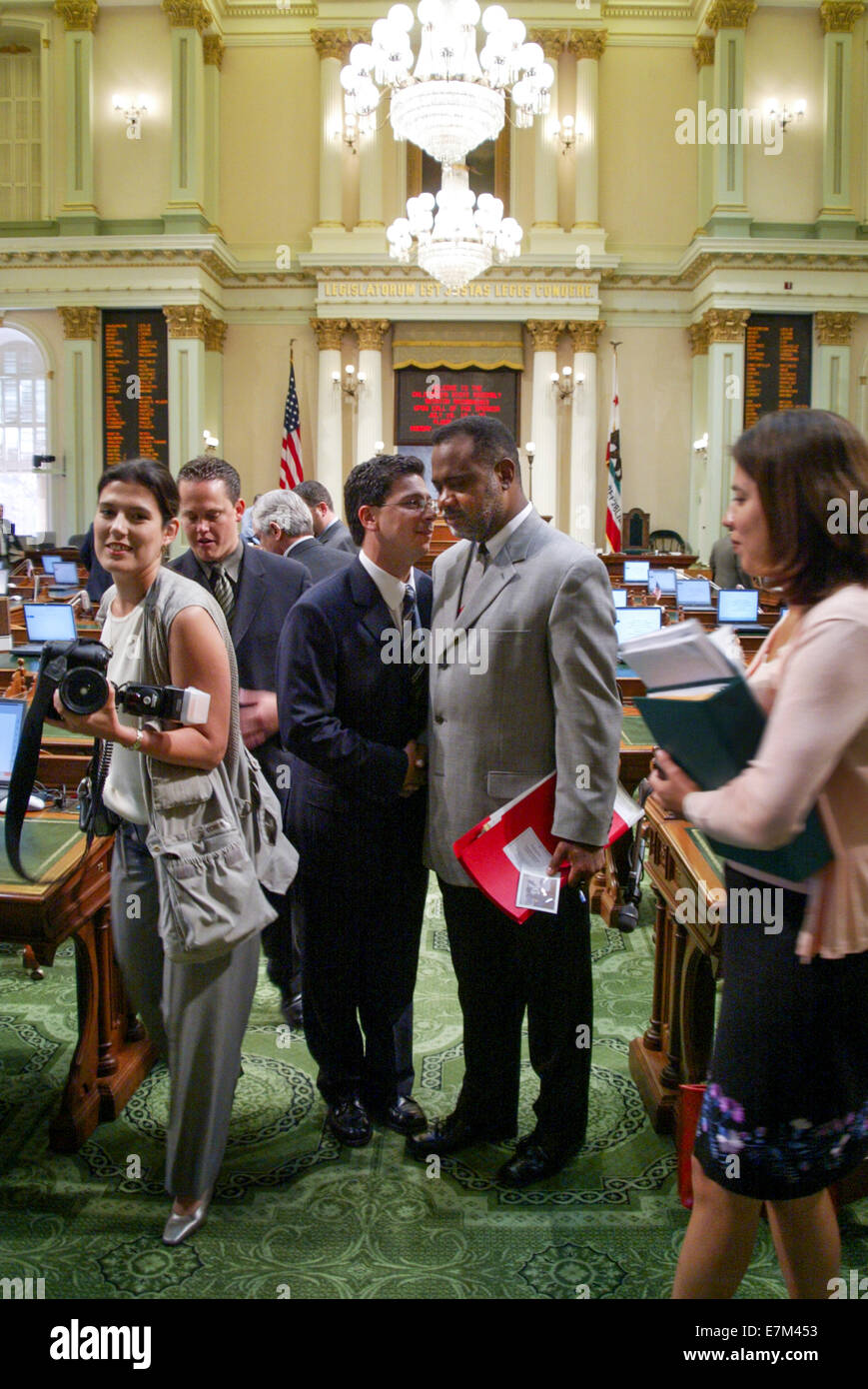 Les législateurs de la Californie confèrent à l'étage de l'assemblée d'état de Sacramento. Remarque news photographe. Banque D'Images