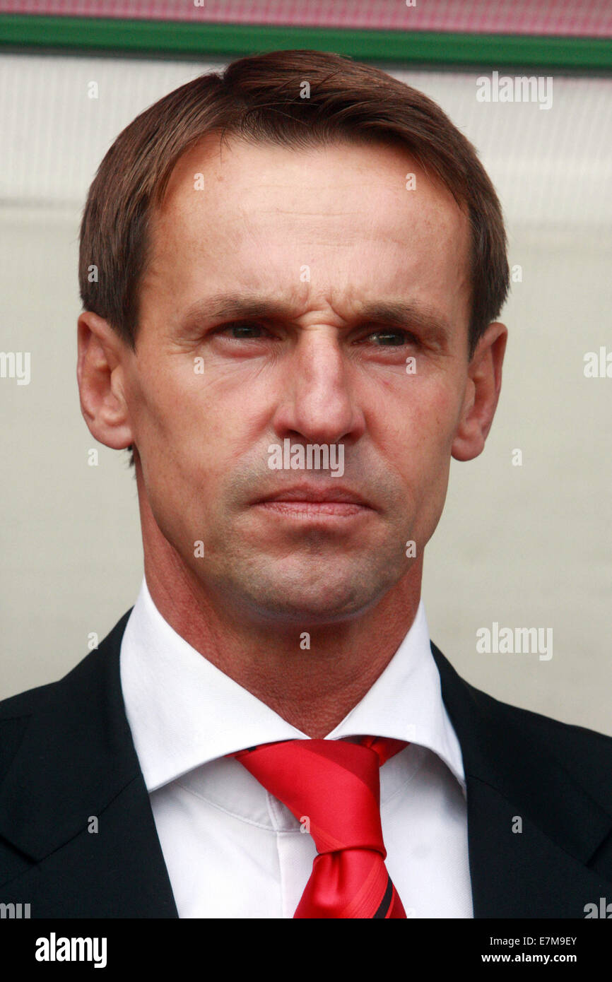František Straka, ancien joueur de football et entraîneur maintenant Banque D'Images