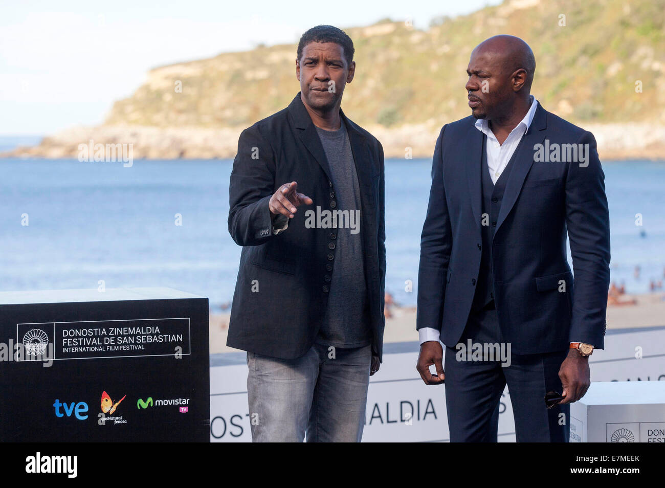 Denzel Washington et directeur Antoine Fuqua au cours de la 'l'Equalizer' photocall lors du 62e Festival International du Film de San Sebastian le 19 septembre 2014/photo alliance Banque D'Images