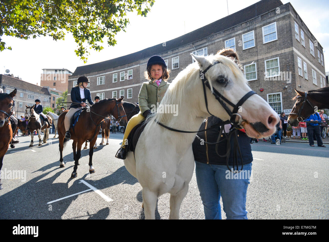 L'église Saint John's, Hyde Park, London, UK. 21 septembre 2014. La bénédiction annuelle du service de chevaux à l'église Saint John's à Hyde Park. Crédit : Matthieu Chattle/Alamy Live News Banque D'Images