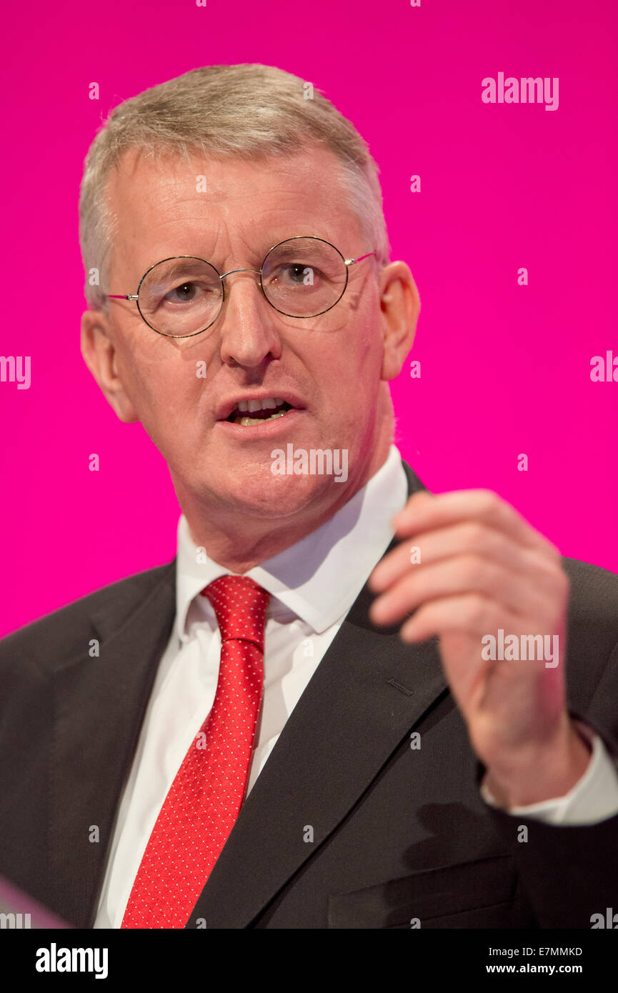 Manchester, UK. Sep 21, 2014. Hilary Benn, secrétaire d'État à l'ombre les communautés et le gouvernement local, les adresses l'auditorium de la première journée de la conférence annuelle du Parti travailliste à Manchester Central Convention Complex Crédit : Russell Hart/Alamy Live News. Banque D'Images