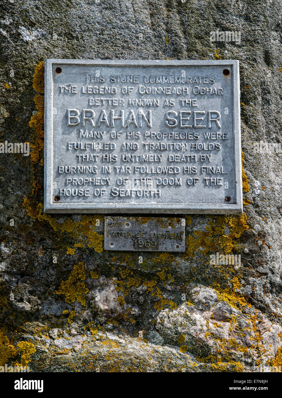 Brahan Seer pierre commémorative à Chanonry Point, Black Isle, Ecosse Banque D'Images