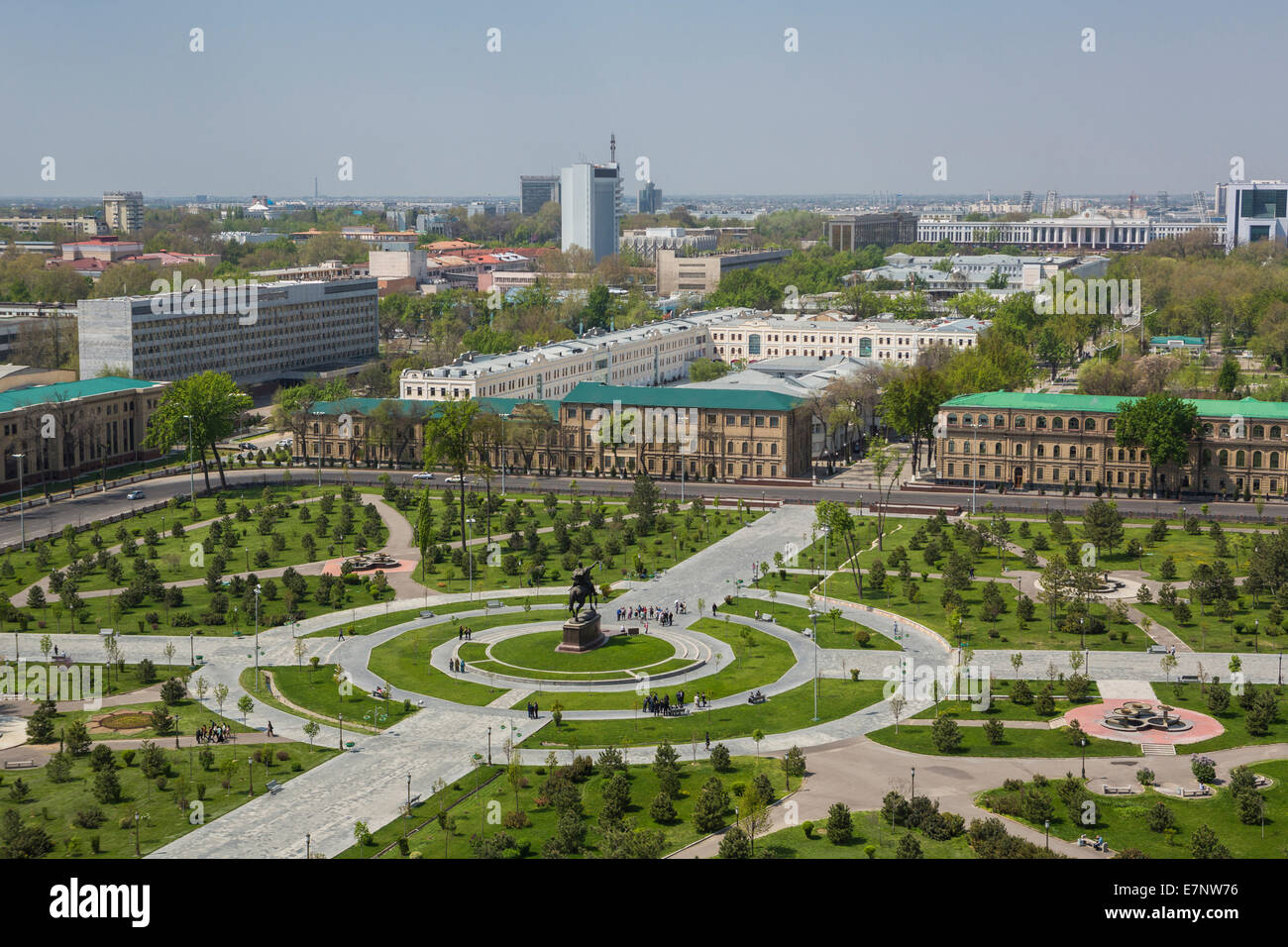 Amir Timur, russe, Tachkent, Timur, l'Ouzbékistan, en Asie centrale, en Asie, l'architecture, ville, centre, colorée, centre-ville, vert, ro Banque D'Images