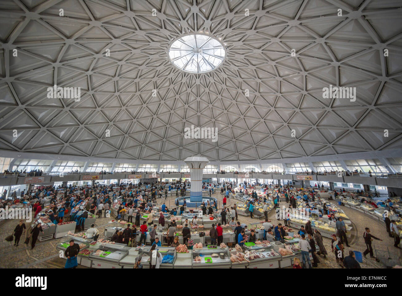 Complexe, Tachkent, ville, l'Ouzbékistan, en Asie centrale, en Asie, l'architecture, big, chorsu, Dome, célèbre, marché, ronde, stands, tourist Banque D'Images Complexe, Tachkent, ville, l'Ouzbékistan, en Asie centrale, en Asie, l'architecture, big, chorsu, Dome, célèbre, marché, ronde, stands, tourist Banque D'Images