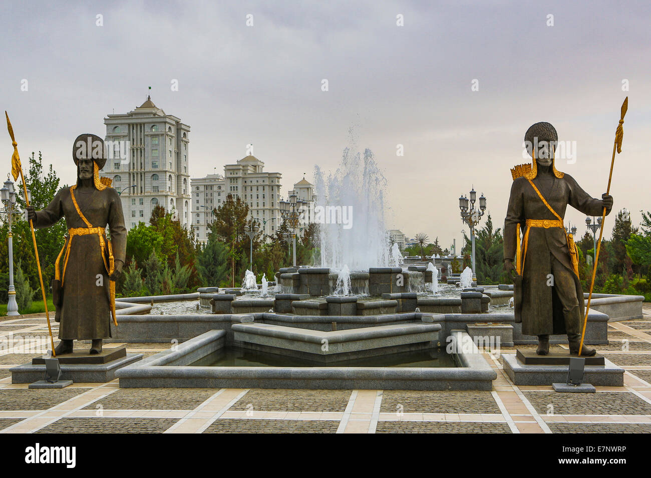 Ashgabat, Turkménistan, ville, en Asie centrale, en Asie, l'architecture, la ville, les fontaines, les hommes de garde, l'histoire, l'indépendance, monument, par Banque D'Images