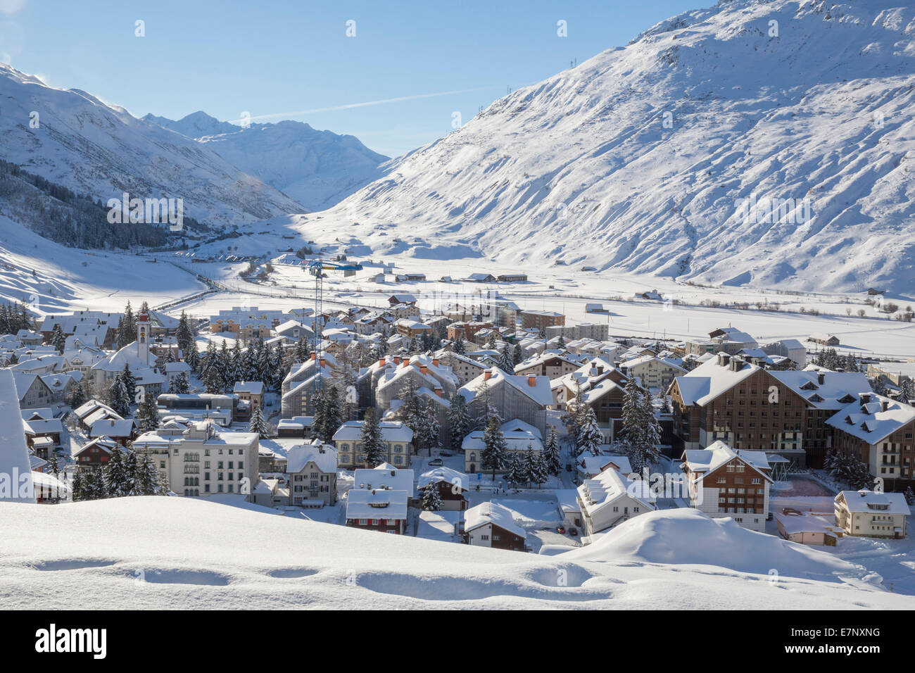 Urseren, Andermatt, Urseren, village, canton, UR, Uri, Suisse centrale, Suisse, Europe, hiver, neige Banque D'Images