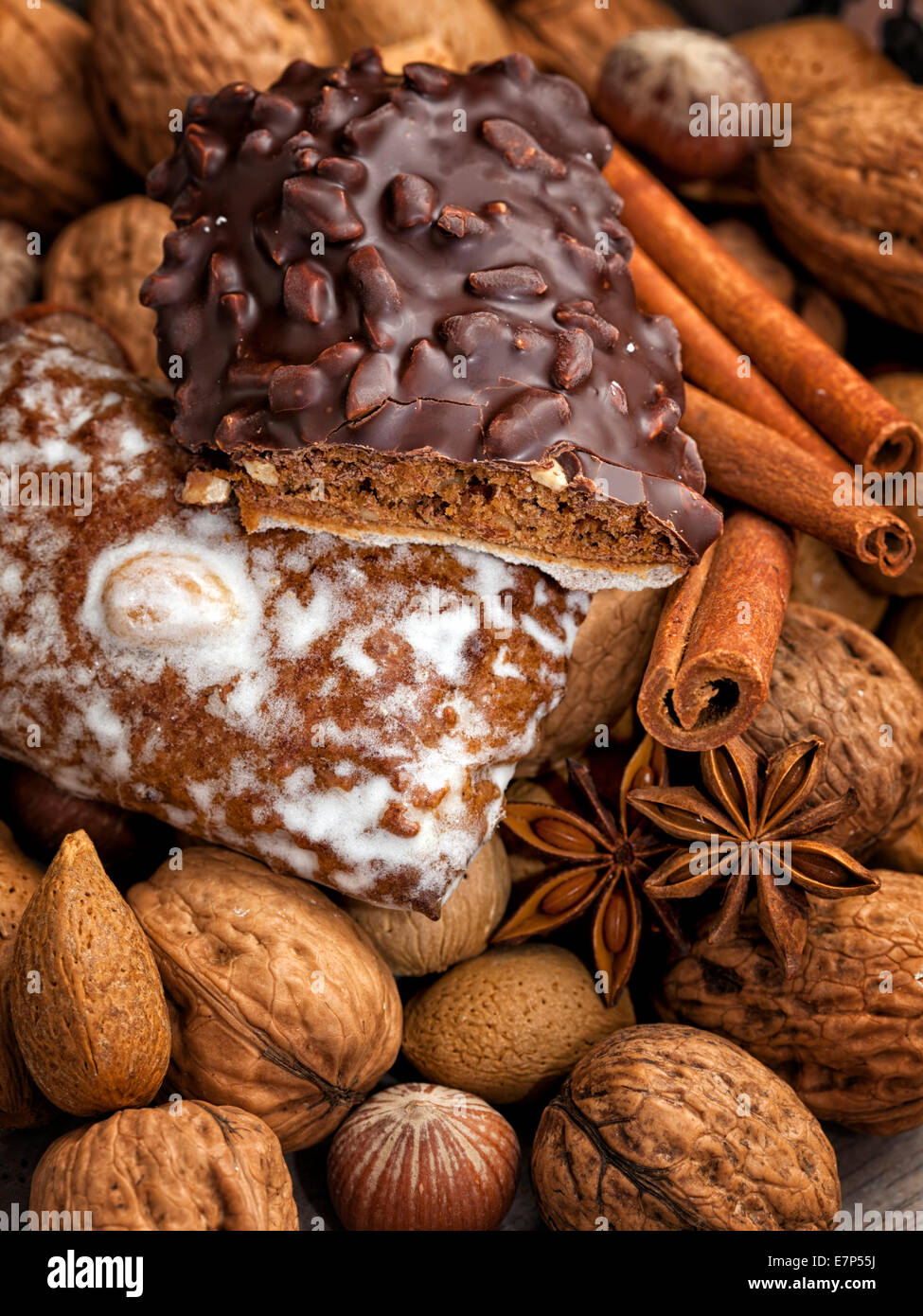 Les cookies et leurs ingrédients Lebkuchen Banque D'Images