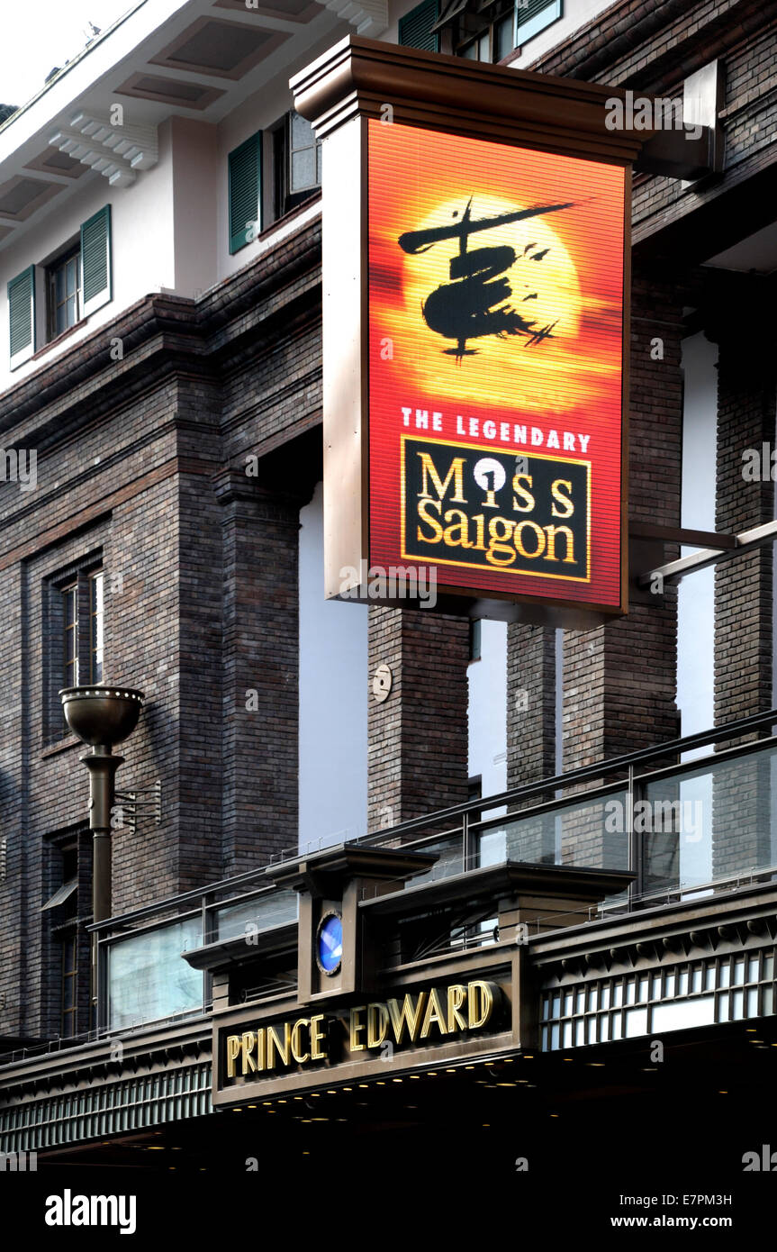 Londres, Angleterre, Royaume-Uni. Miss Saigon at the Prince Edward Theatre de Old Compton Street 2014 Banque D'Images