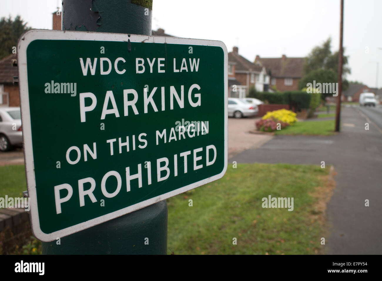 Bye law parking sign, Whitnash, Leamington Spa, Warwickshire, England, UK Banque D'Images