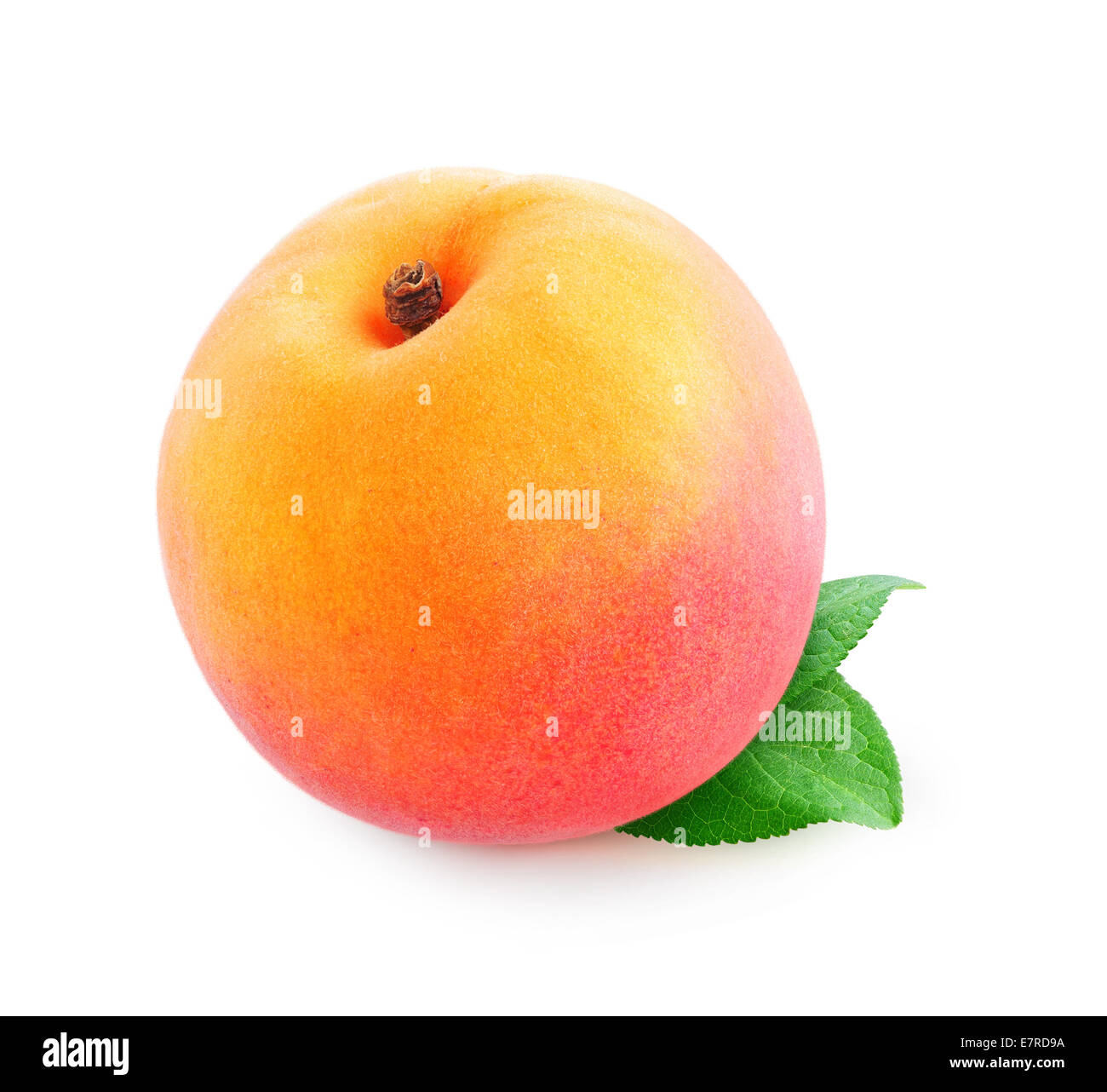 Fresh peach isolated on white Banque D'Images
