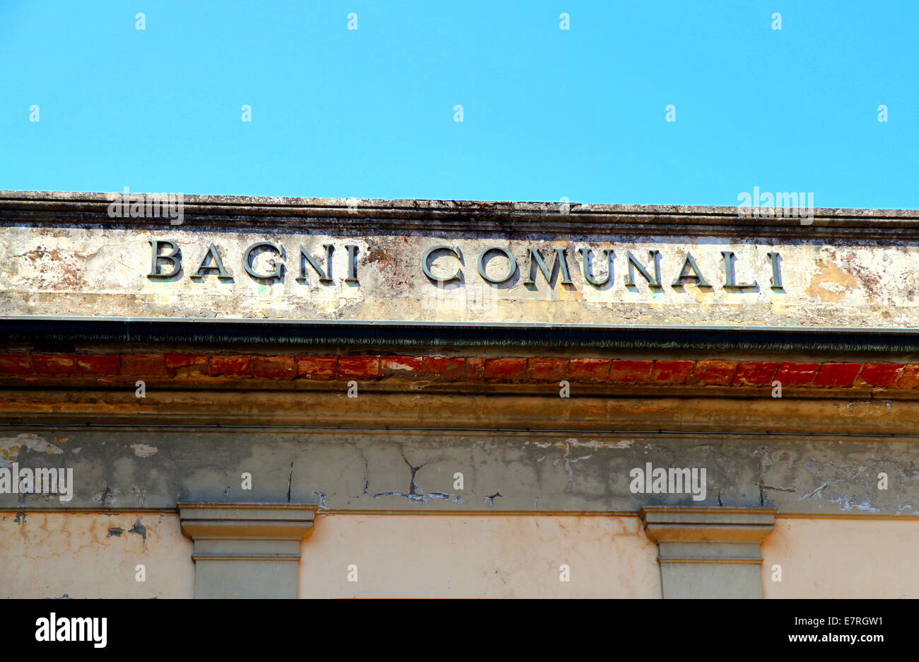 Bains Publics sign in Lucca, Italie Banque D'Images