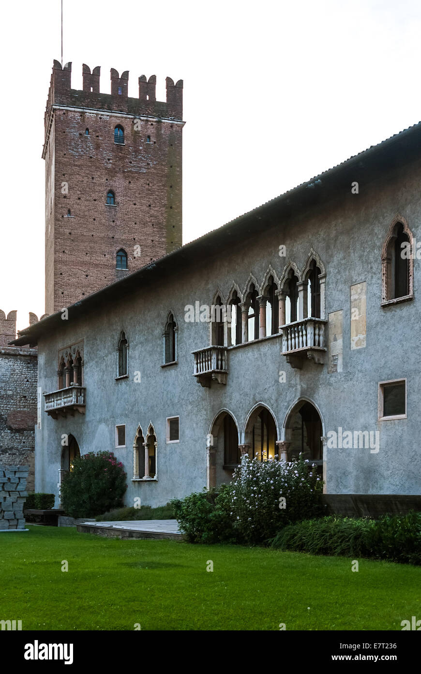 Castelvecchio dans la ville de Vérone, Italie du Nord Banque D'Images