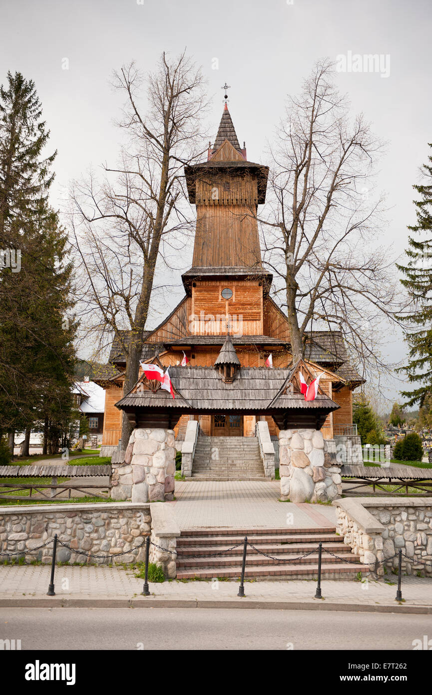 Catholique romaine ancienne église en bois Parafia Rzymskokatolicka Krolewicza Koscielisku Swietego Kazimierza w Banque D'Images