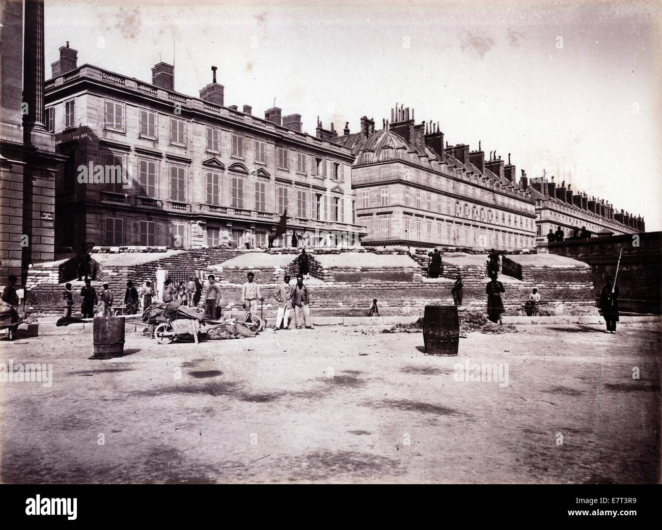 Barricade des Fédérés, de la Place de la Concorde, Paris, 1871, par Alphonse J. Liebert Banque D'Images