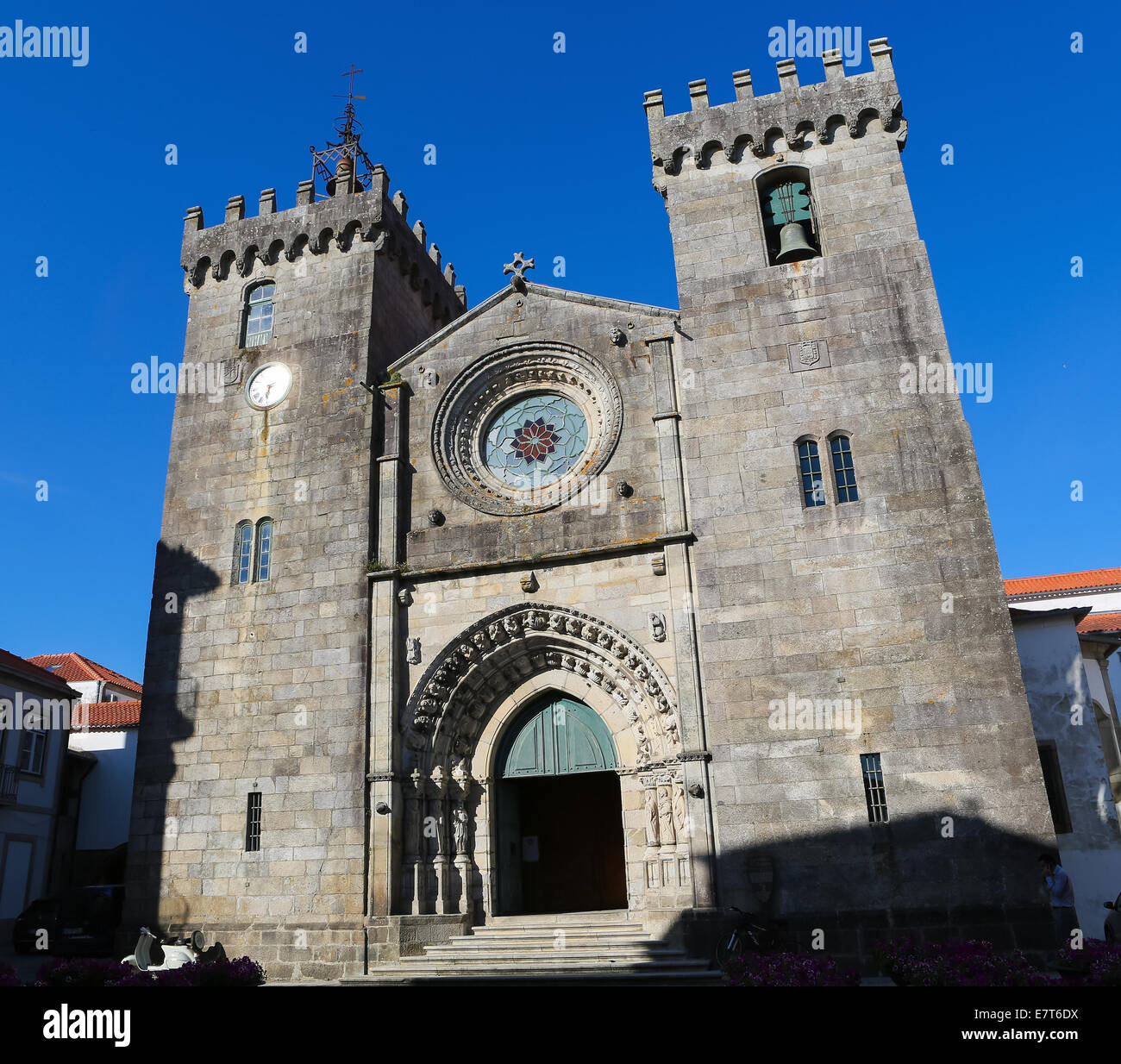 VIANA DO CASTELO, PORTUGAL - 4 août 2014 : célèbre Cathédrale Se de Viana do Castelo, Norte, Portugal. Banque D'Images