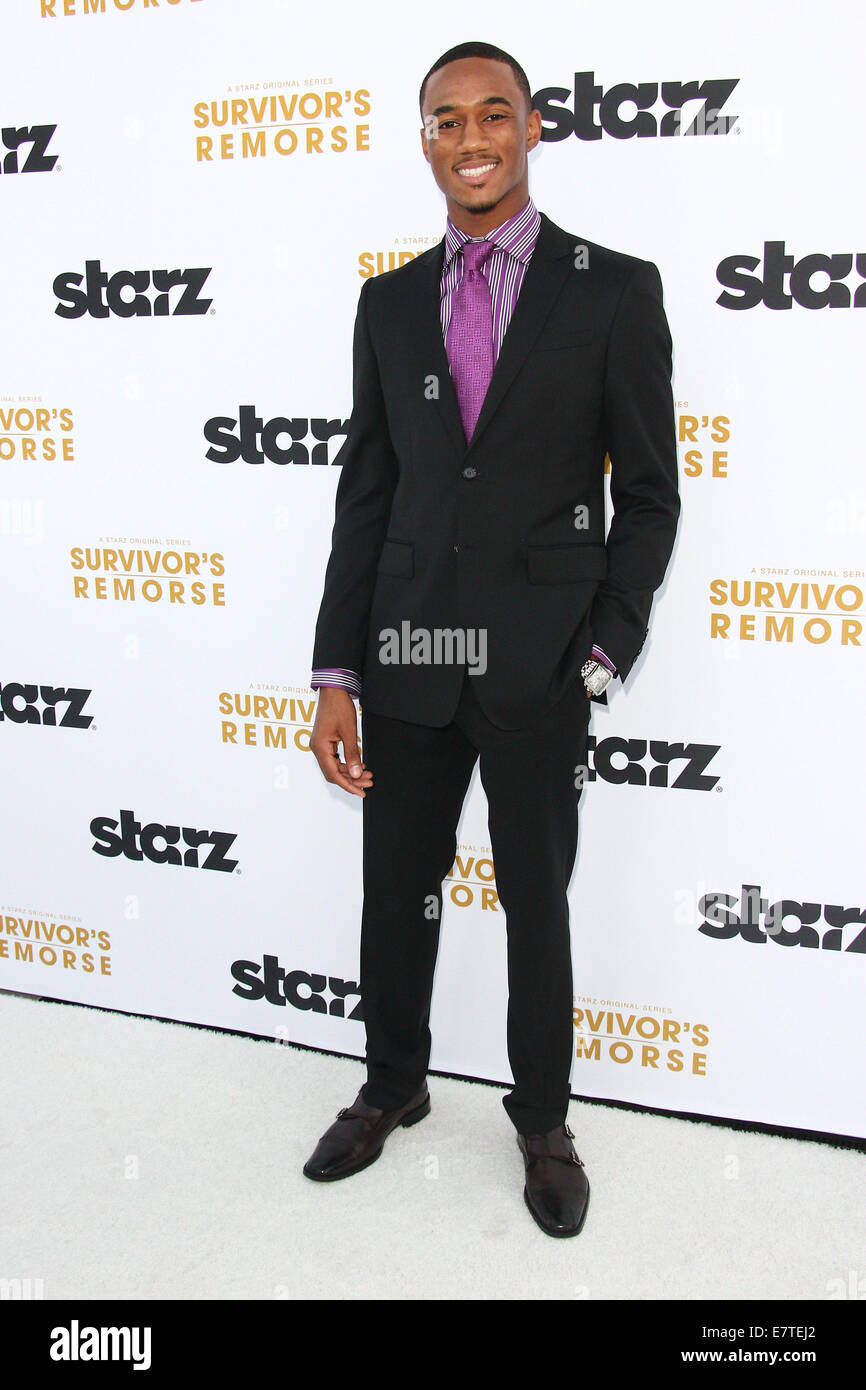 Los Angeles, Californie, USA. Sep 23, 2014. Jessie T. Usher arrive à la première projection de Starz Série Originale ''S("survivor's Remorse'' le 23 septembre 2014 à la Wallis Annenberg Center for Performing Arts, Los Angeles, Californie.USA.. TLeopold Globe Crédit :/Photos/ZUMA/Alamy Fil Live News Banque D'Images