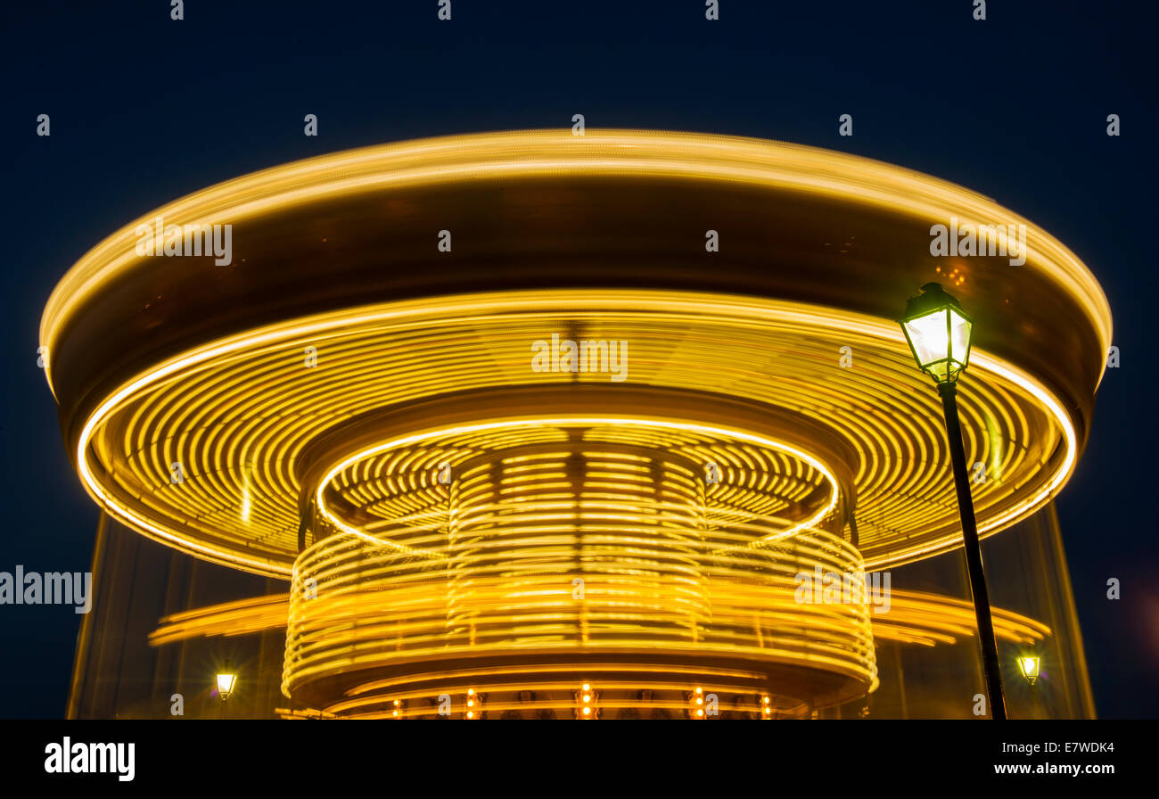 Le carrousel ride dans le port de Honfleur en Normandie, France Europe Banque D'Images