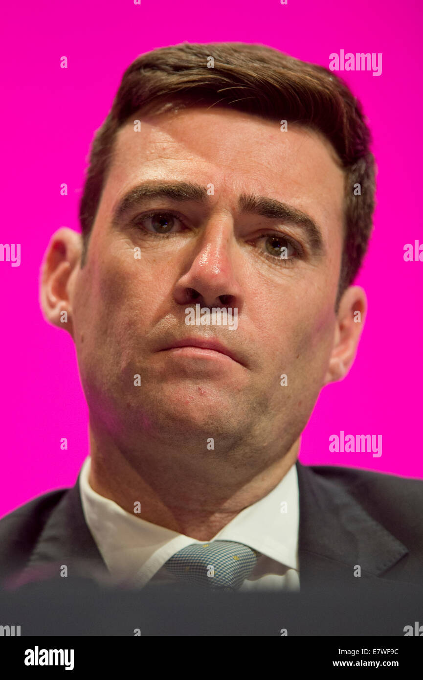 Manchester, UK. 24 Septembre, 2014. Andy Burnham, Shadow Secrétaire d'État à la santé, au quatrième jour de la conférence annuelle du Parti travailliste à Manchester Central Convention Complex Crédit : Russell Hart/Alamy Live News. Banque D'Images