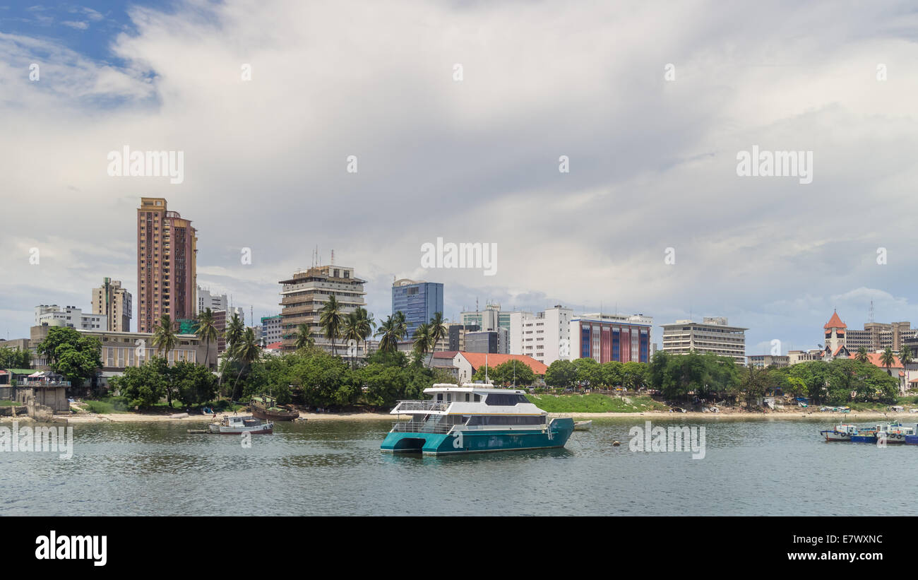 Les rives de l'Océan Indien, à Dar es Salaam, Tanzanie Banque D'Images