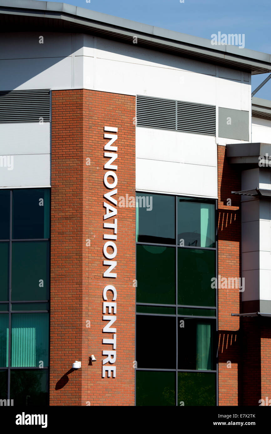 Le Centre d'innovation, Longbridge, Birmingham, West Midlands, England, UK Banque D'Images