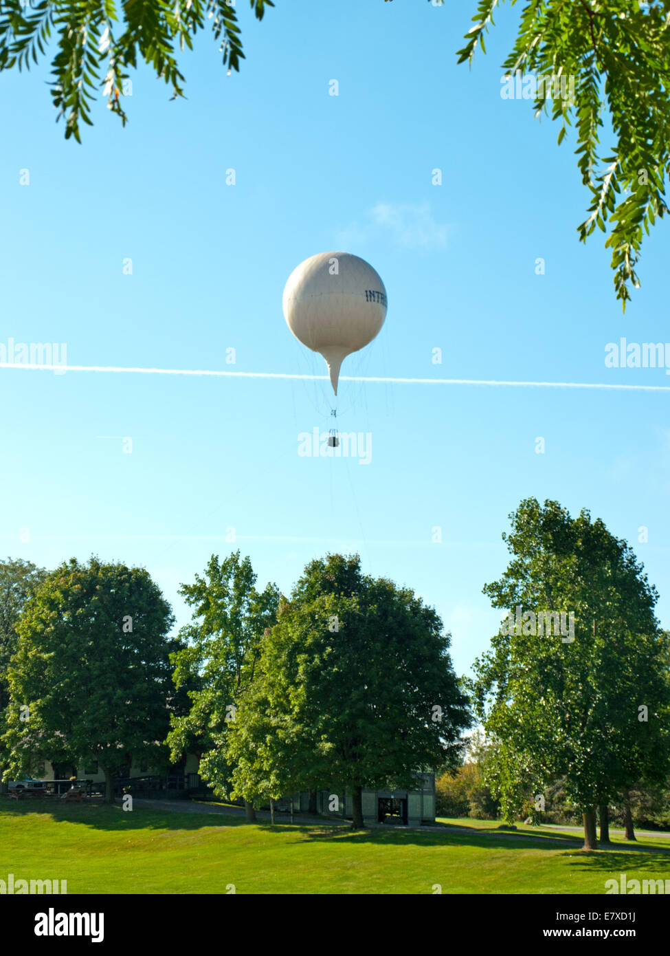 Vintage hot air balloon Banque D'Images