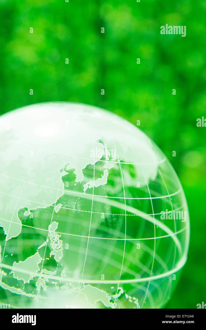 Globe de verre dans un parc Banque D'Images